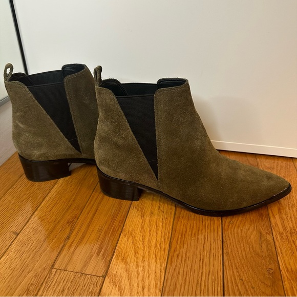 Marc Fisher Yale Pointy Toe Bootie with Metal Detail Medium Green Suede — Size 6 - Picture 7 of 9